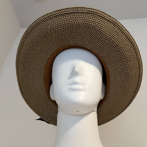 Woven straw hat,black ribbon trim - Picture 4 of 6